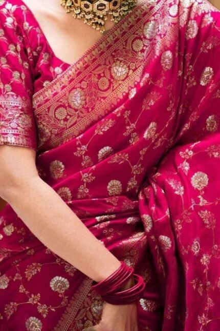 Women Banarasi Saree with Woven Motifs